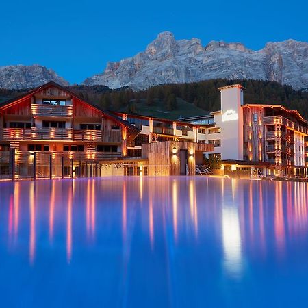 Hotel Fanes San Cassiano  Esterno foto