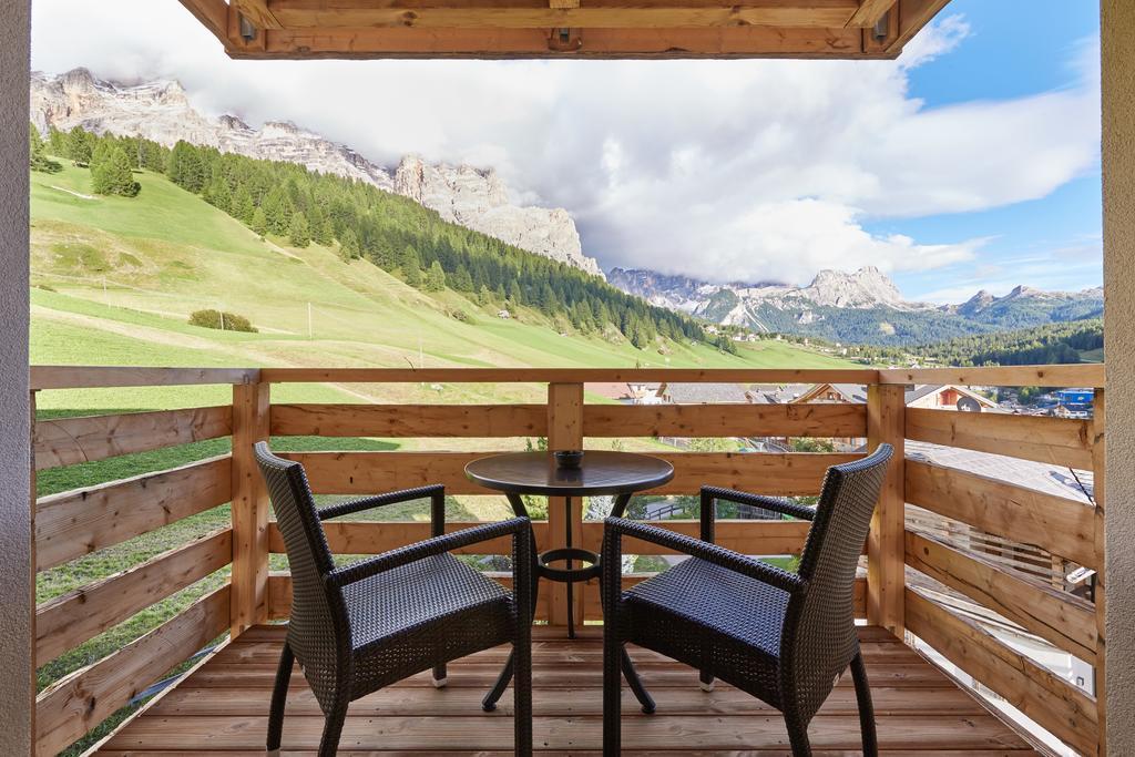 Hotel Fanes San Cassiano  Esterno foto
