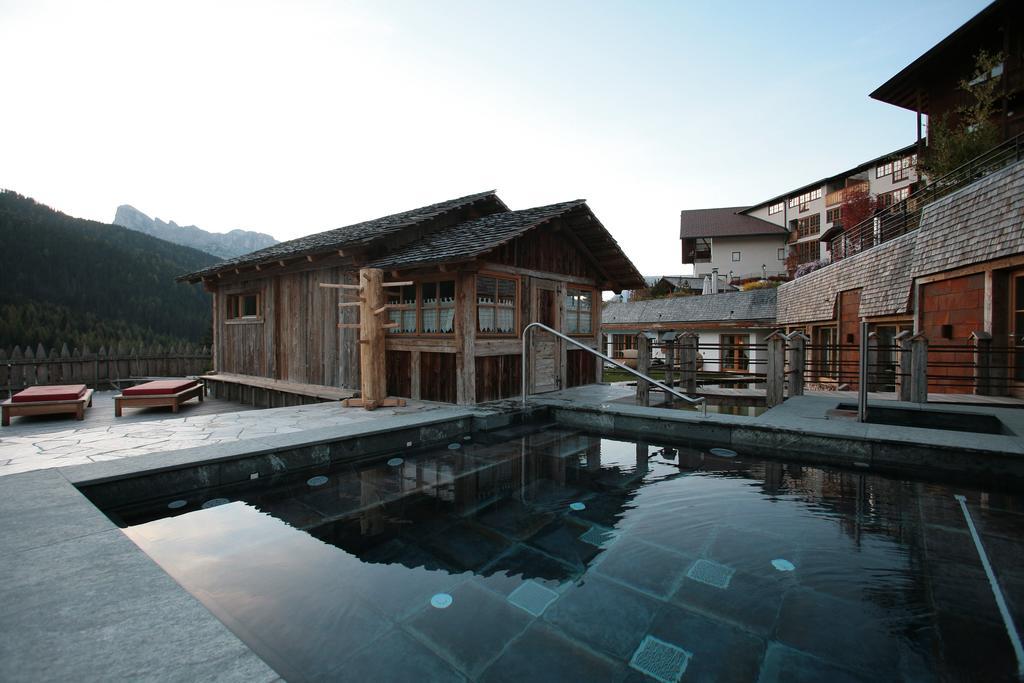 Hotel Fanes San Cassiano  Esterno foto